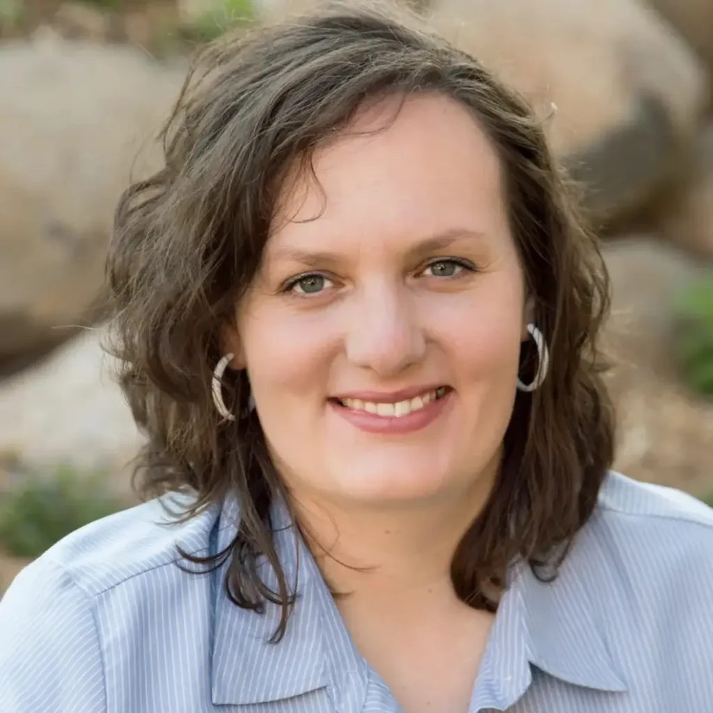 Alex Wagner - Bookkeeper Riverport Books